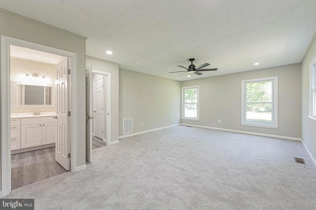 Photo of 30 LEXINGTON DRIVE
