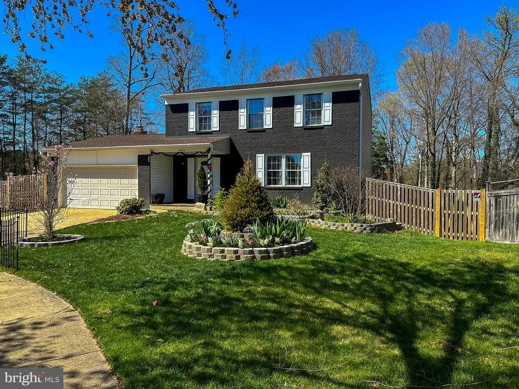 Photo of 9601 ROOSTER LANE