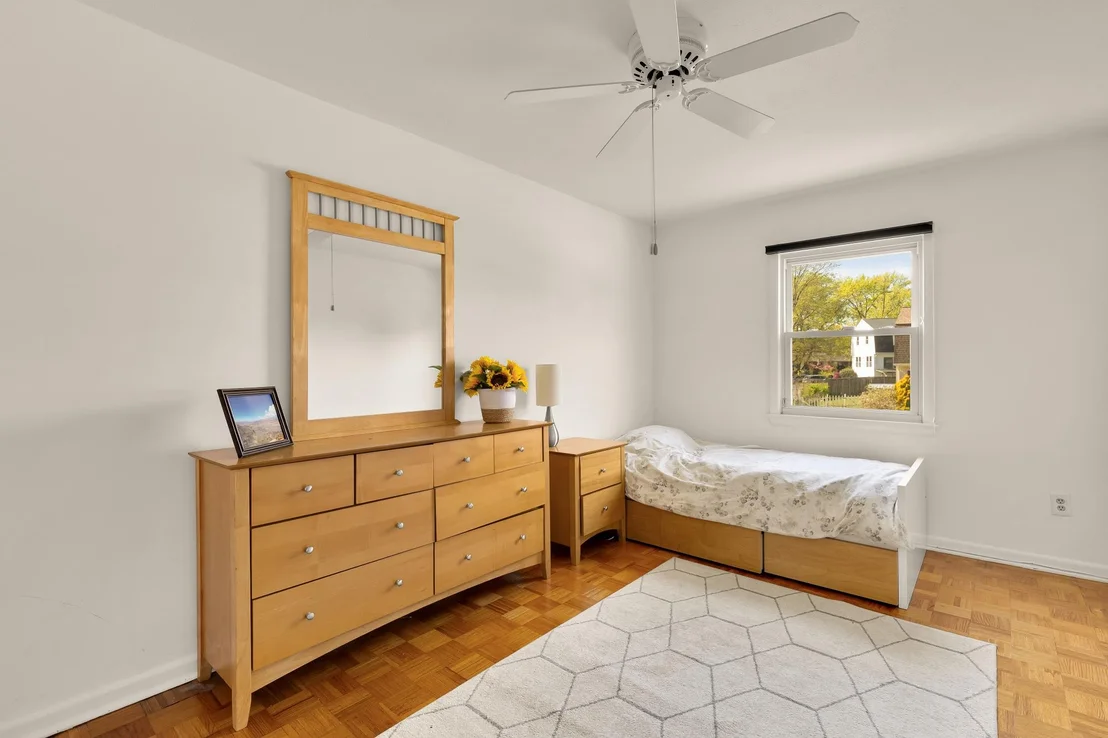 Photo of 1005 RUPPERT ROAD