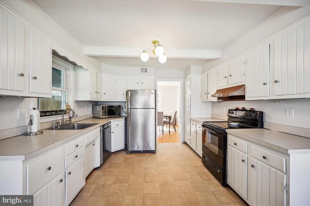 Photo of 2 LOCKSLEY COURT