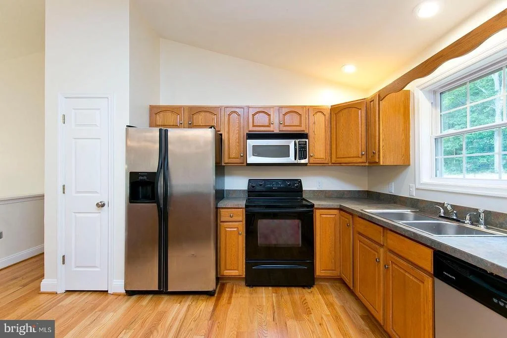 Photo of 401 BLUEBIRD TRL