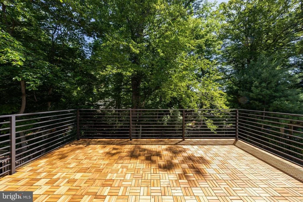 Photo of 3830 30TH ROAD N