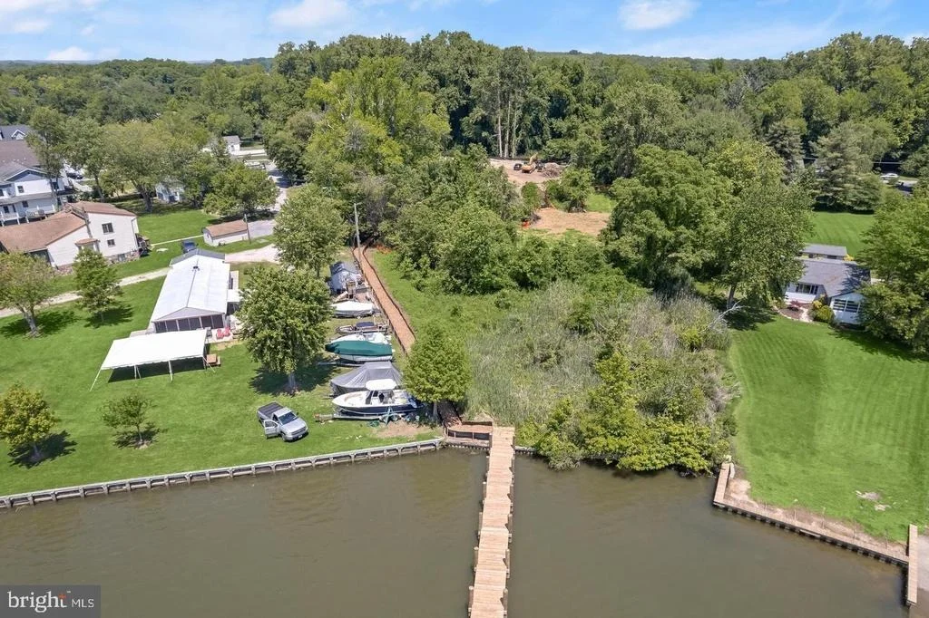 Photo of 721 NOLLMEYER ROAD