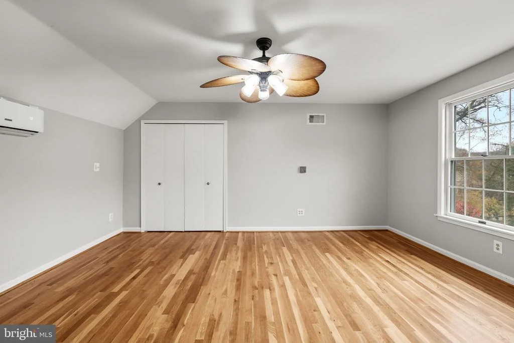 Photo of 14308 ANSTED ROAD