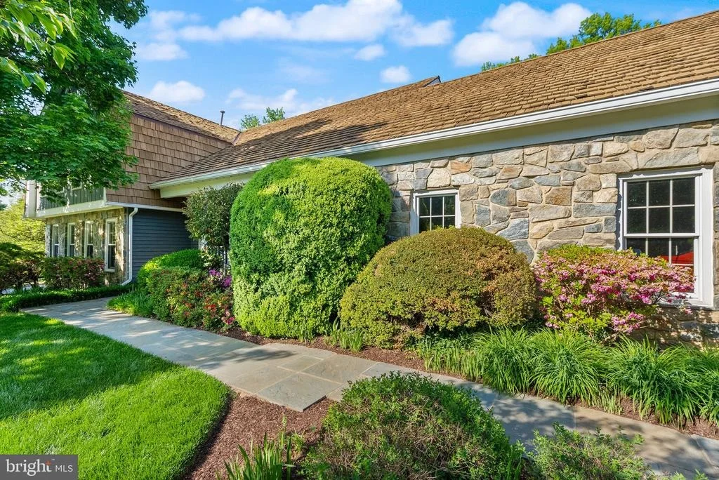 Photo of 6354 CHOWNING PLACE