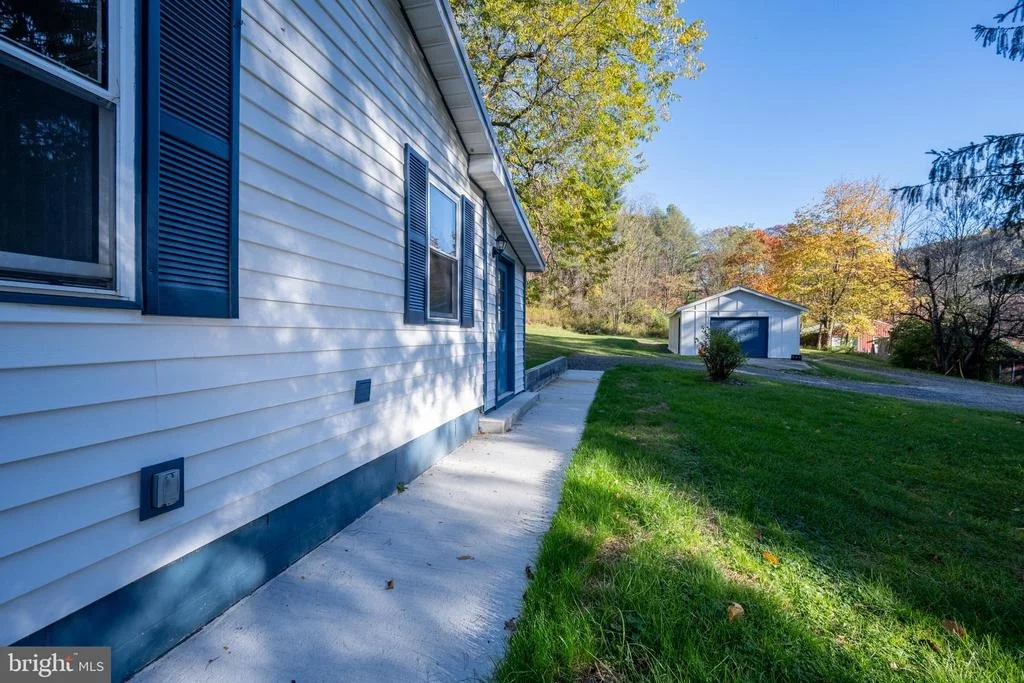 Photo of 63 WALLMAN ROAD