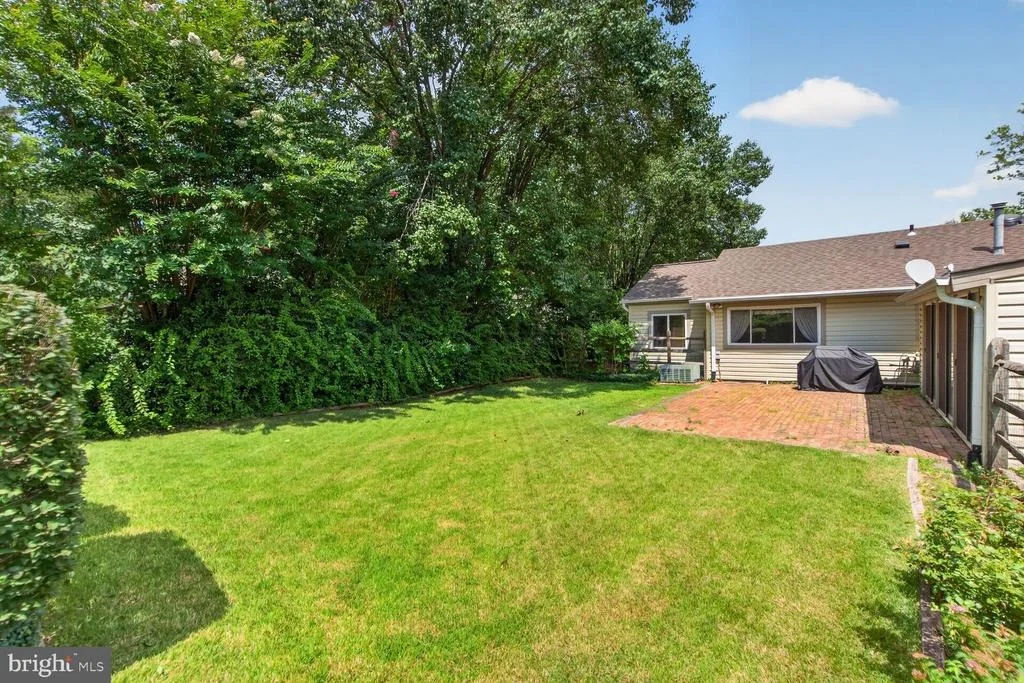 Photo of 323 AVONDALE DRIVE