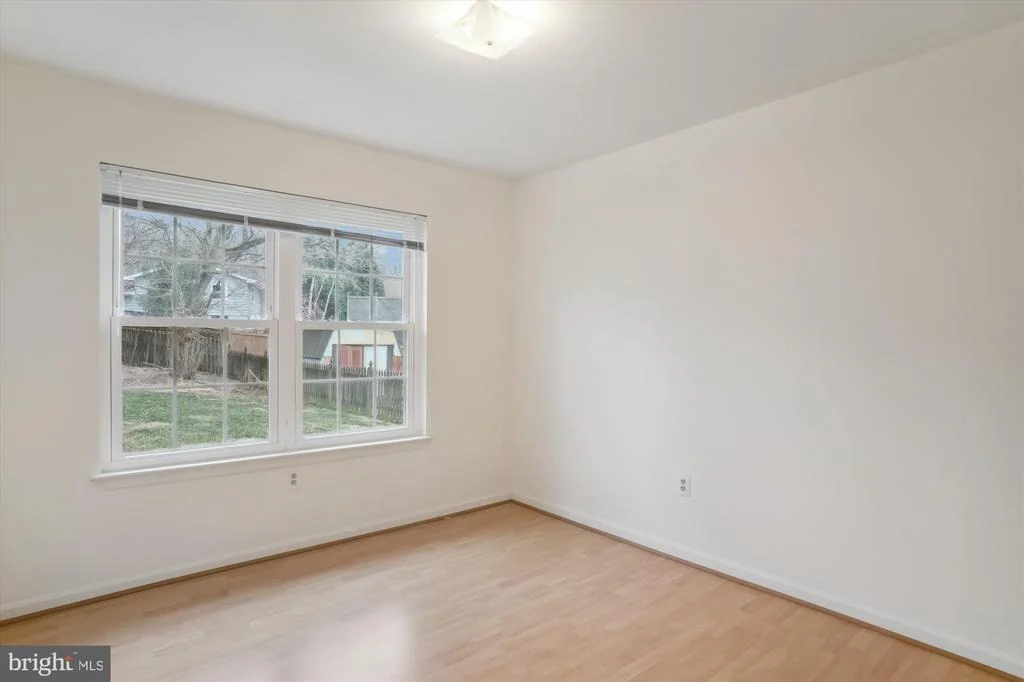 Photo of 19005 HIGH POINT DRIVE