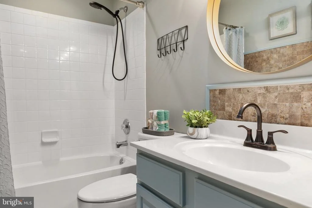 Photo of 7997 SEQUOIA PARK WAY