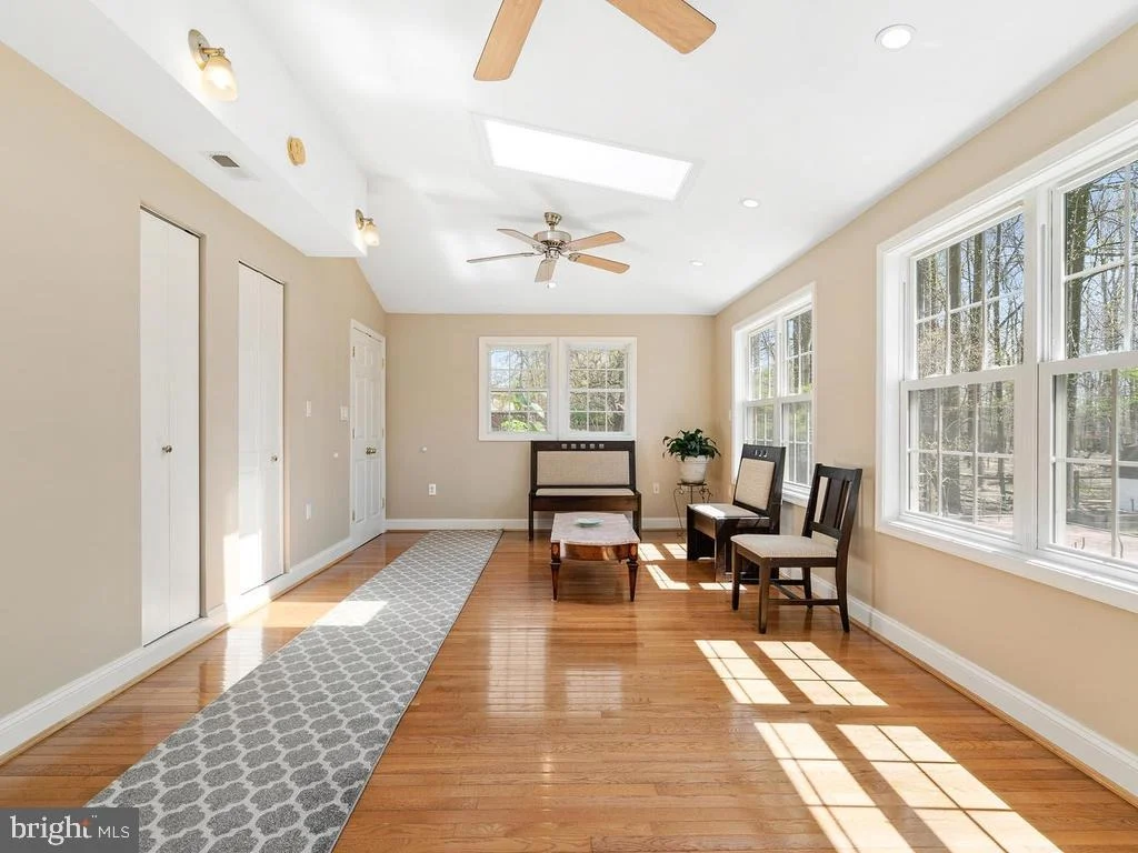 Photo of 2339 DECKMAN LANE