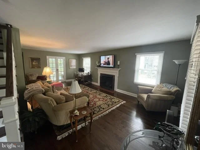 Photo of 321 N STANWICK ROAD