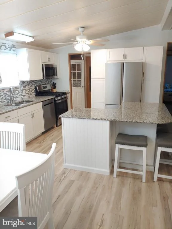 Photo of 37188 FLORIDA DRIVE