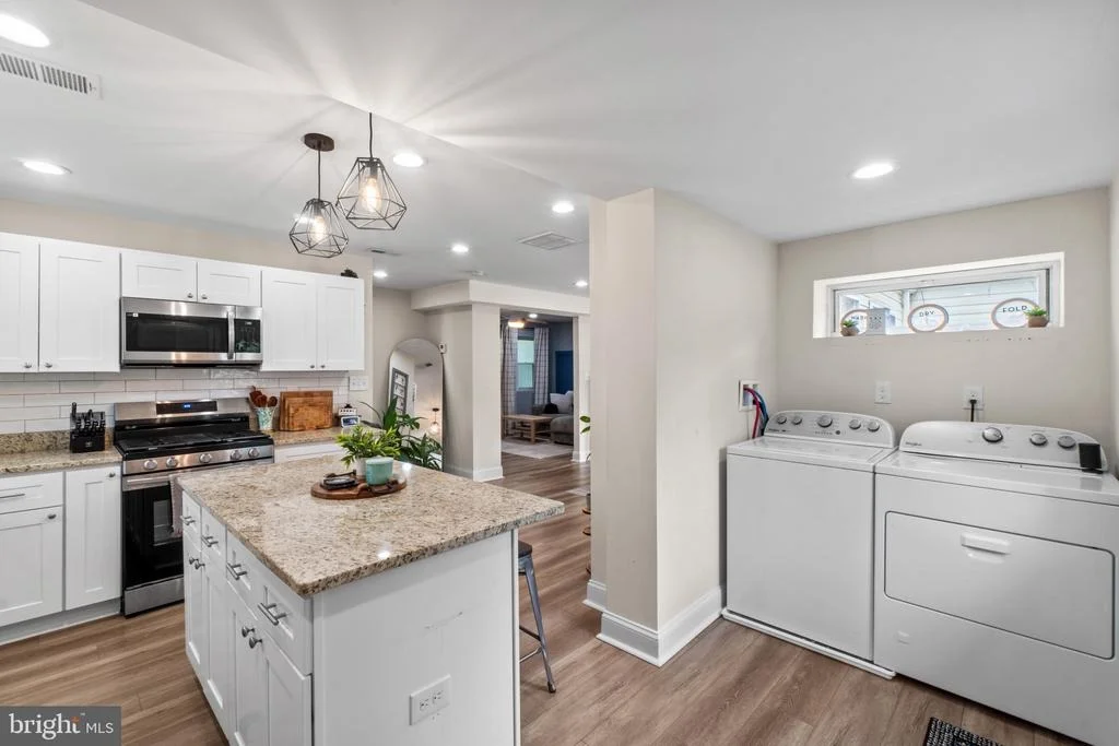 Photo of 610 MEADOW ROAD