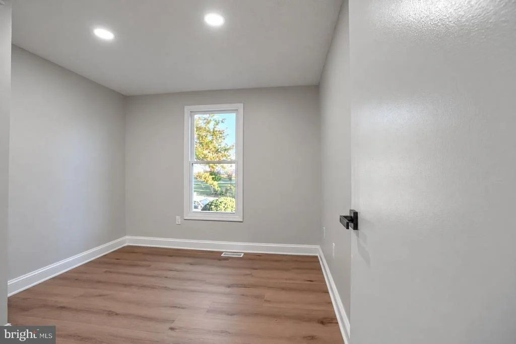 Photo of 8706 MISSION ROAD