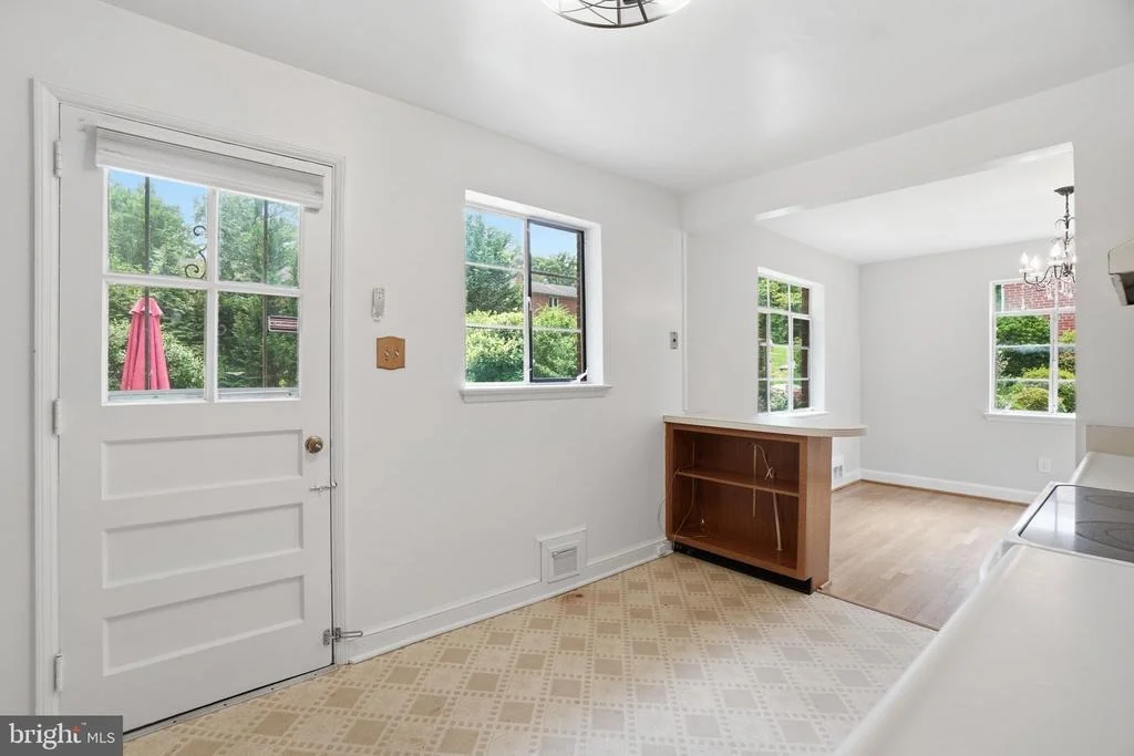 Photo of 7005 RALEIGH ROAD