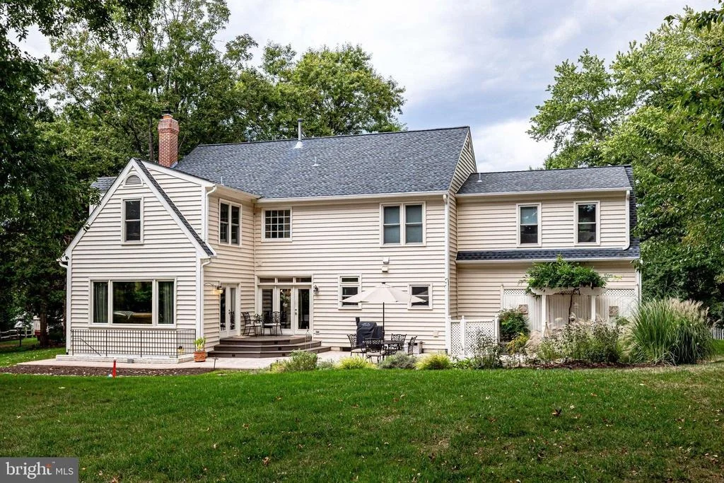 Photo of 12704 POND CREST LANE