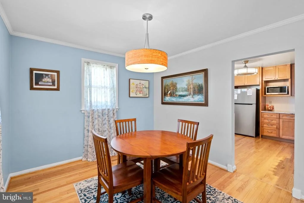 Photo of 423 NEEPIER ROAD