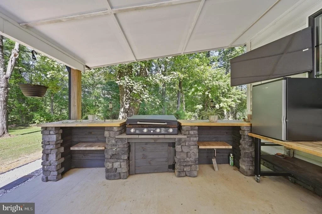 Photo of 10814 POWELL ROAD