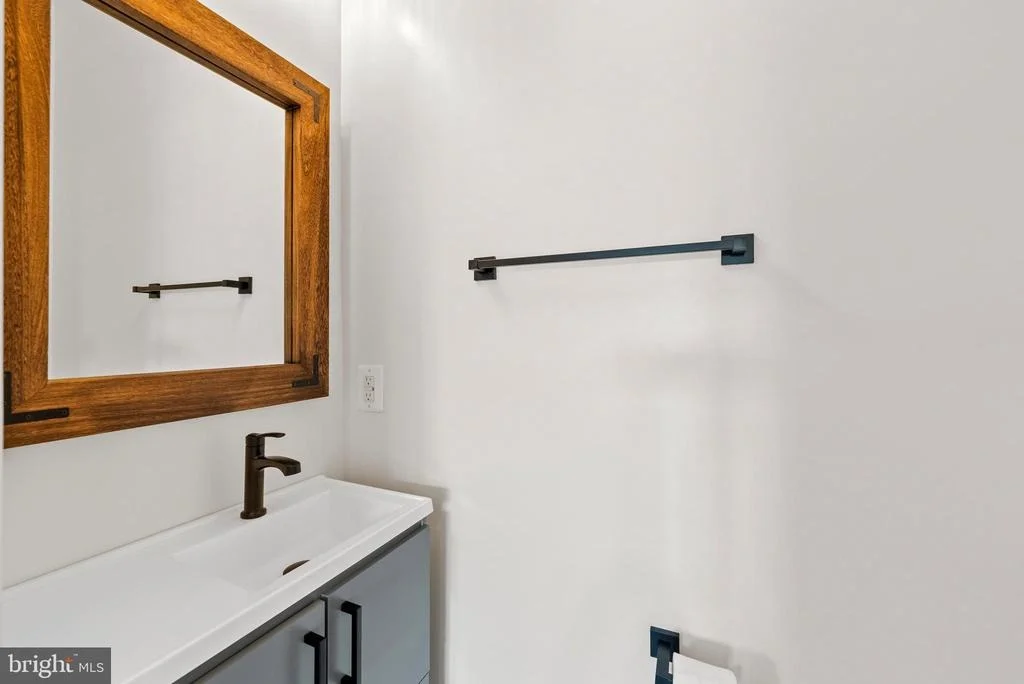 Photo of 258 N BARTON STREET