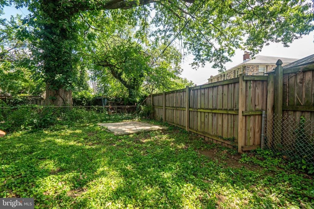 Photo of 5107 LAUREL AVENUE
