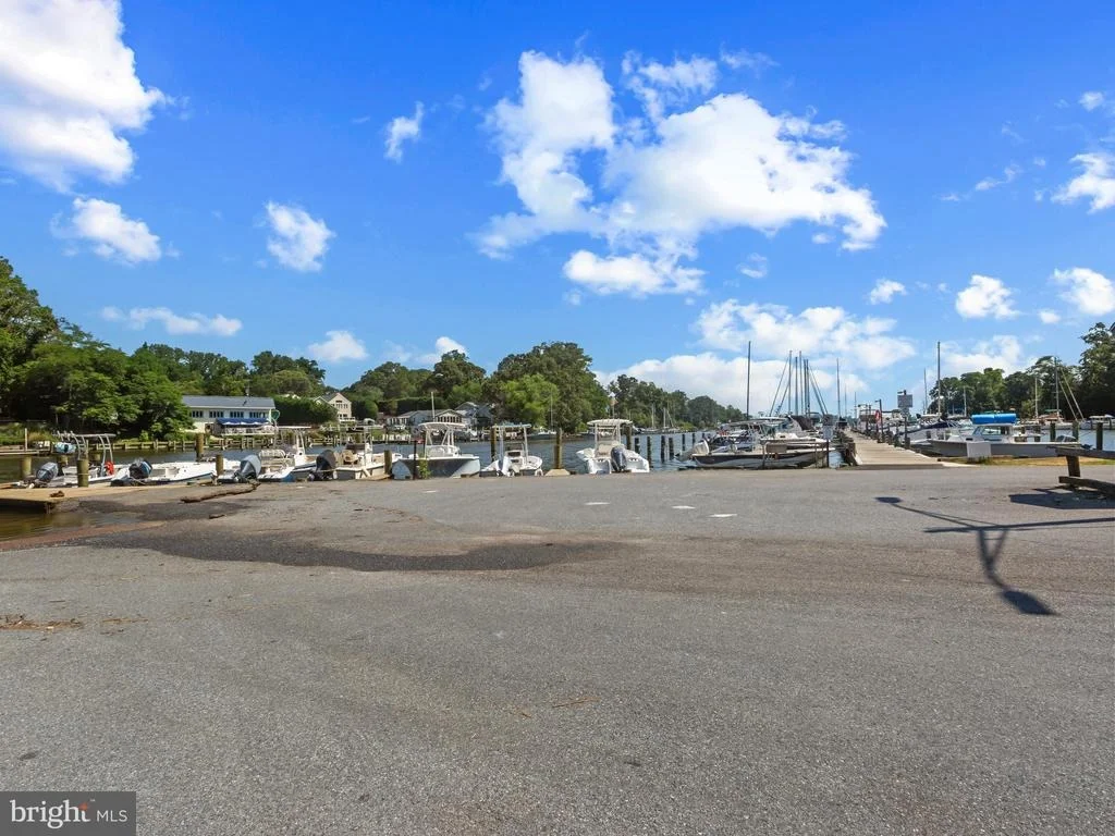 Photo of 1153 HAMPTON ROAD