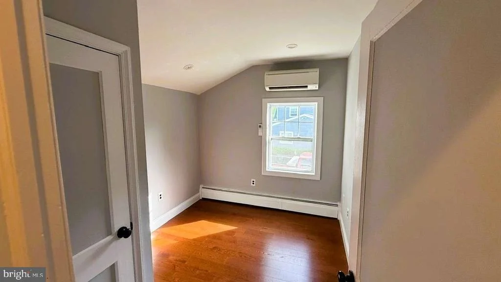 Photo of 1205 GREYSTONE ROAD