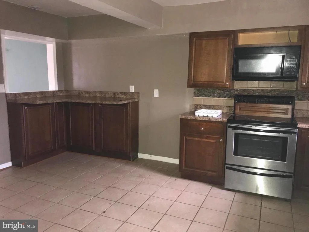 Photo of 1811 CLARK PLACE