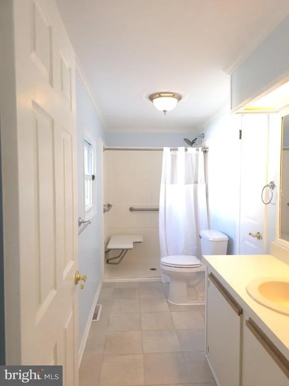 Photo of 18 COASTAL DRIVE