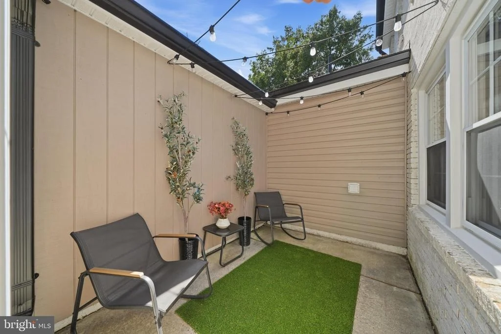 Photo of 1743 MAYFAIR PLACE