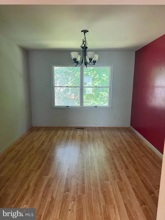 Photo of 3019 CASCADE DRIVE