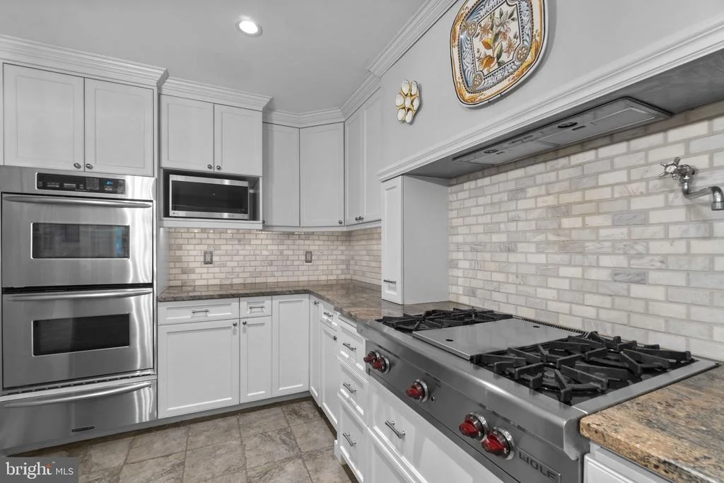 Photo of 6521 DARNALL ROAD