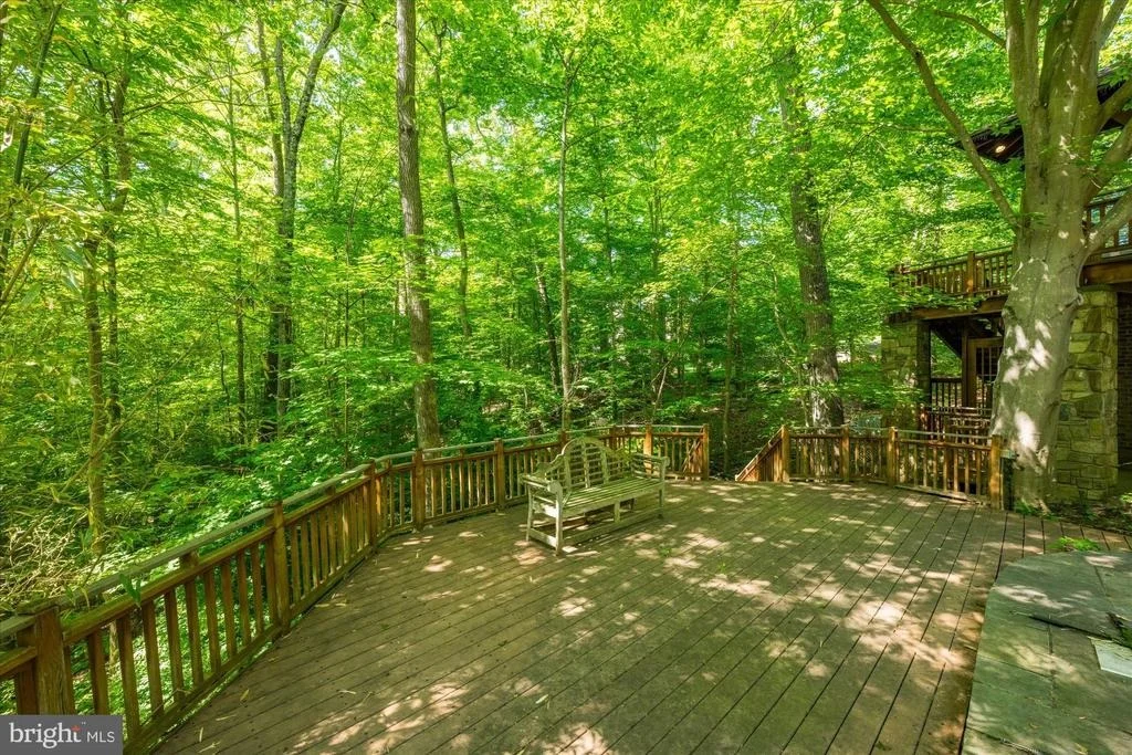 Photo of 7575 POTOMAC FALL ROAD