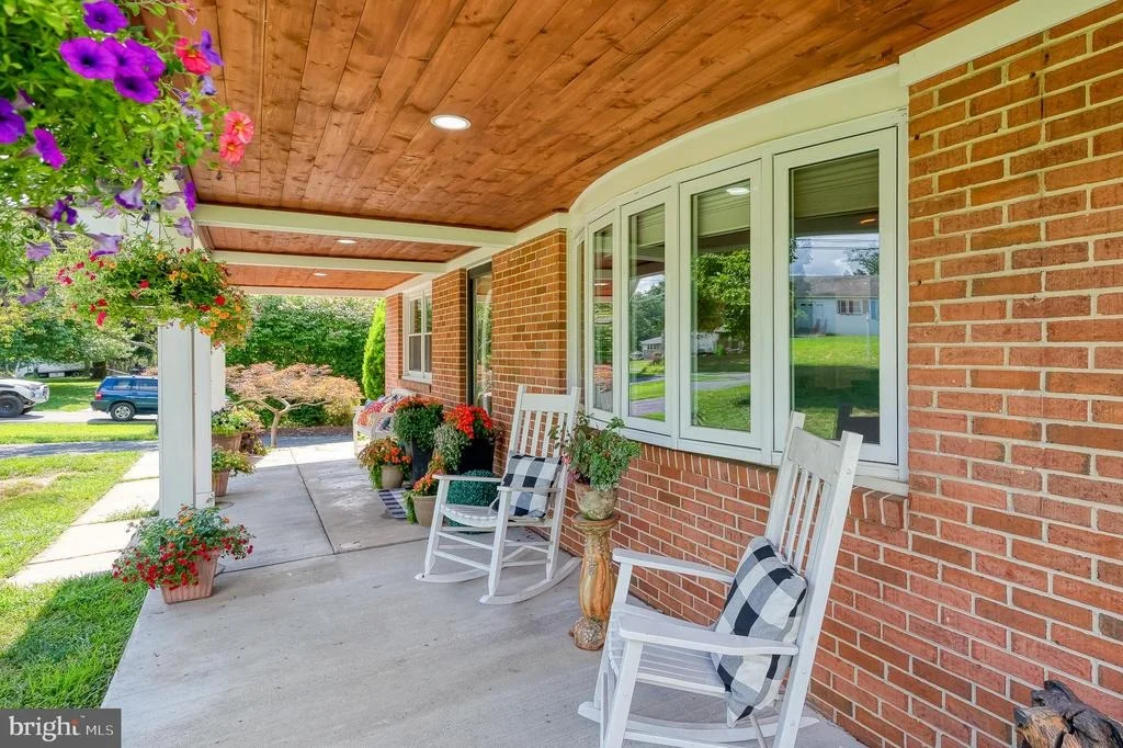 Photo of 504 PLUMTREE ROAD