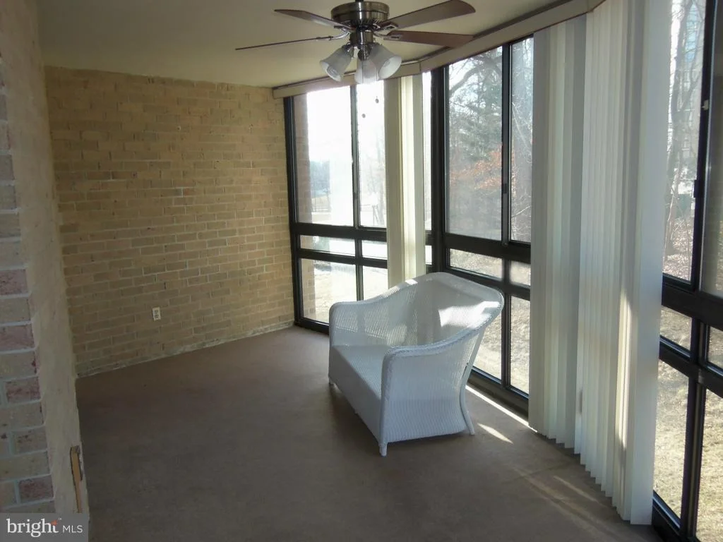 Photo of Unit 3218 at 15115 INTERLACHEN DRIVE