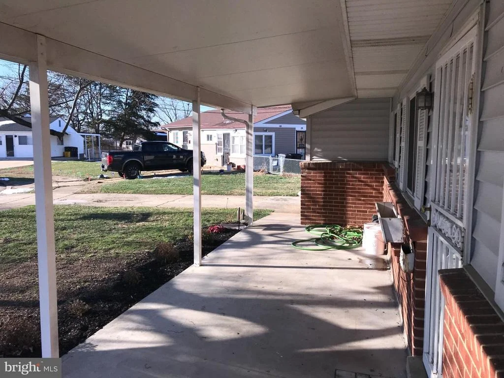 Photo of 6200 AUTH ROAD