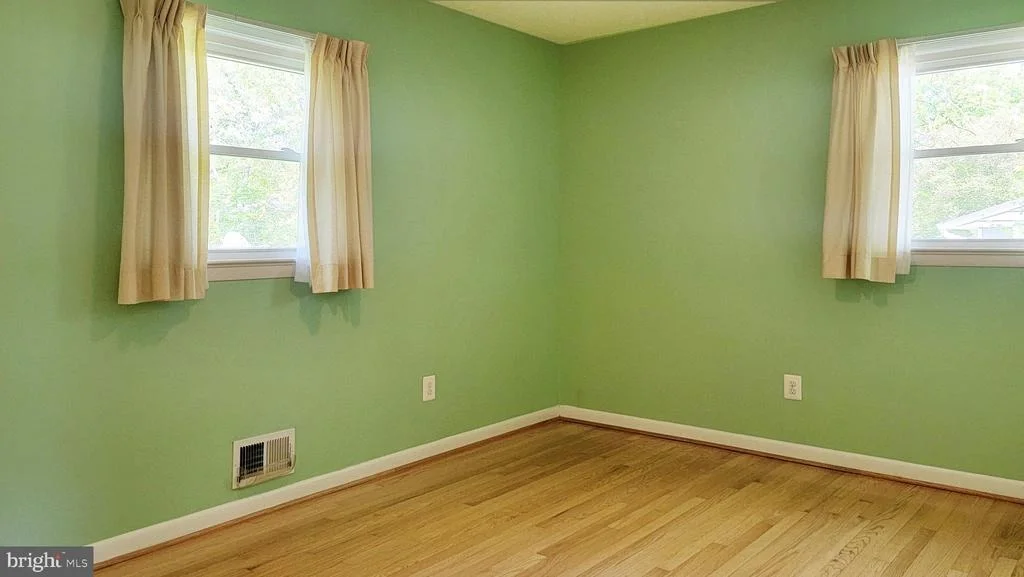 Photo of 3926 HOWARD STREET
