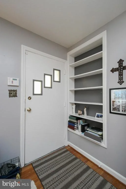 Photo of 417 KERWIN ROAD