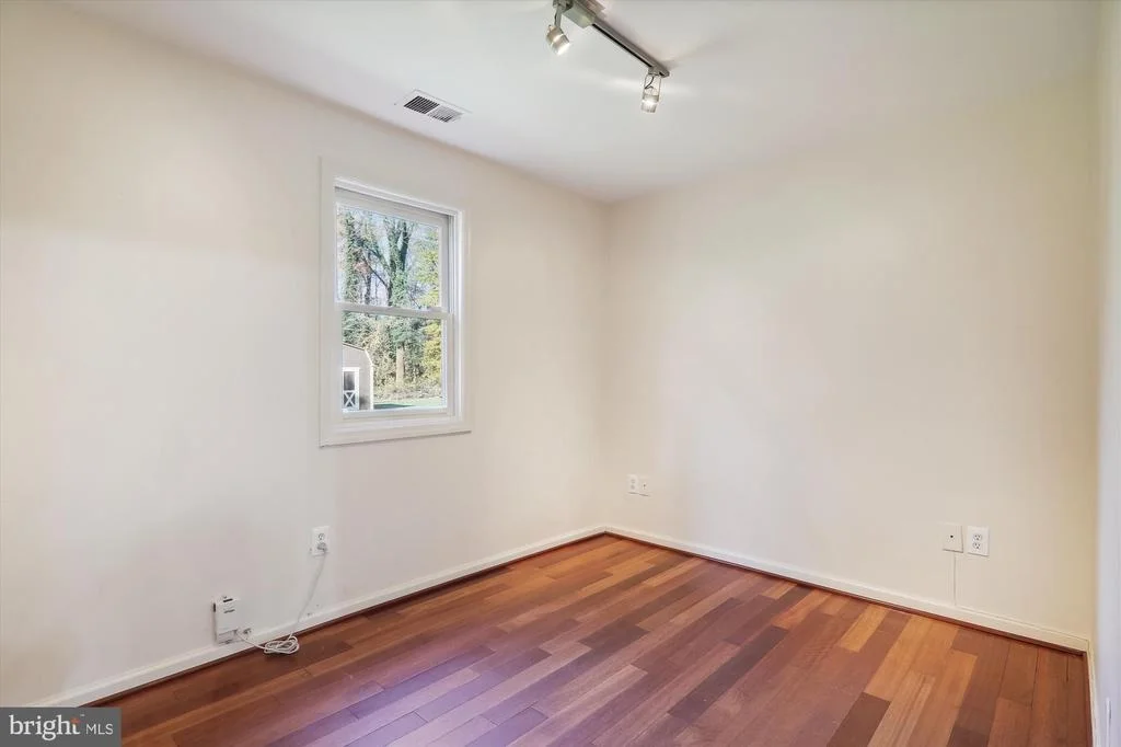 Photo of 18301 BROOKE ROAD