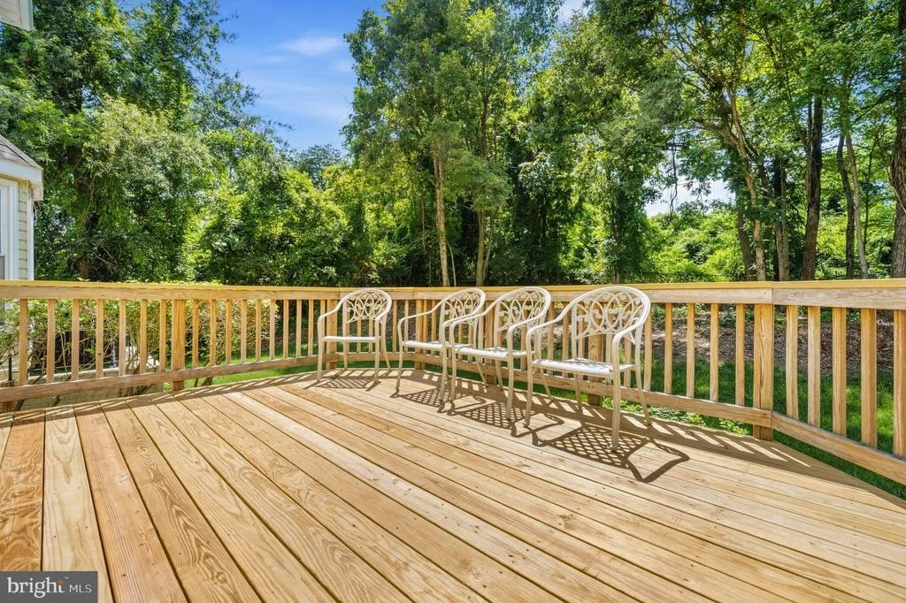 Photo of 6914 WINTER LANE