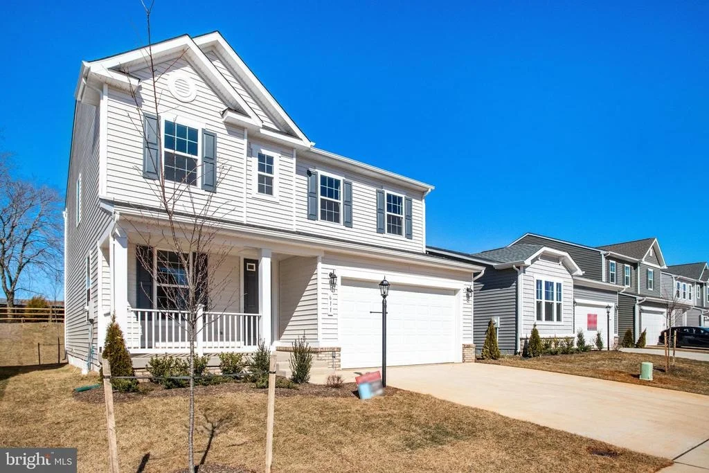 Photo of 611 CLOVER LANE