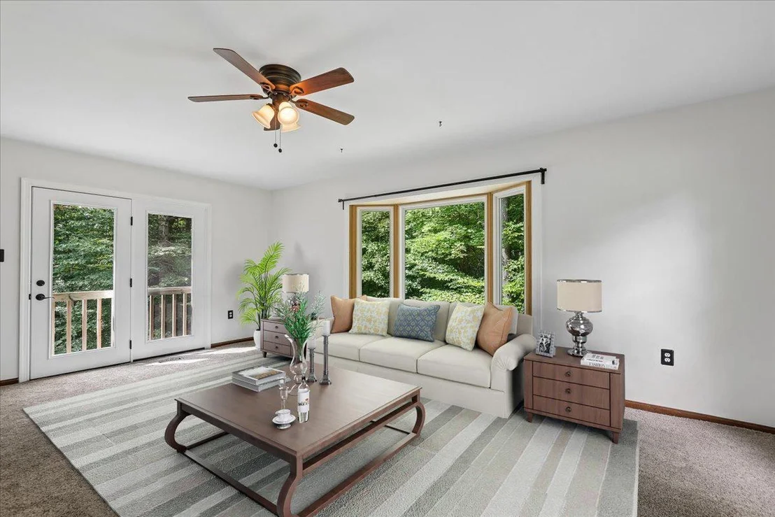 Photo of 8253 HONEYSUCKLE ROAD
