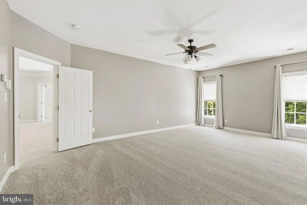 Photo of 1124 OAK TREE DRIVE