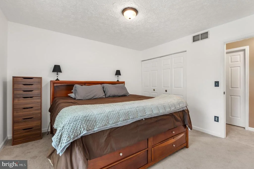 Photo of 1315 SOMERSET ROAD