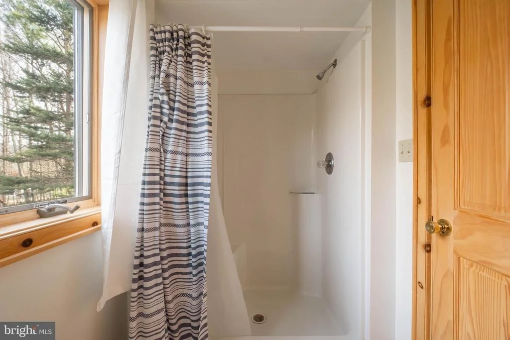 Photo of 128 BRIDGEVIEW LANE