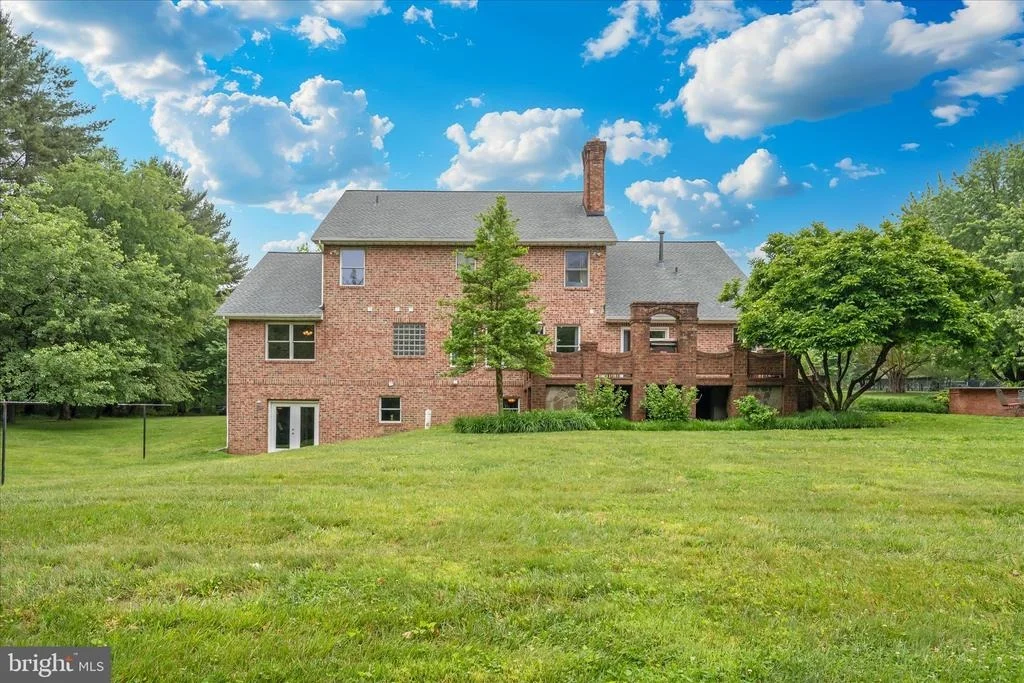 Photo of 18400 NEW CUT ROAD