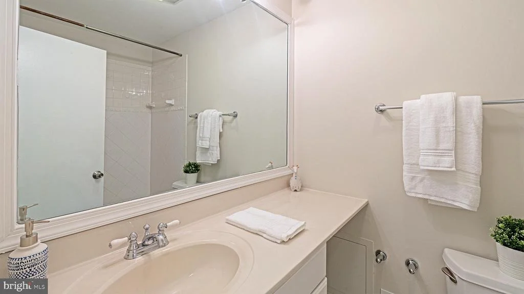 Photo of 11216 LEATHERWOOD DRIVE