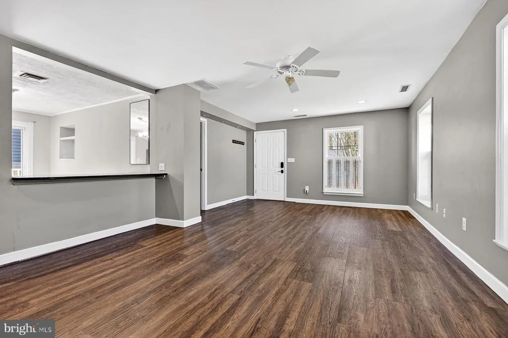 Photo of 118 ELLIOTT PLACE