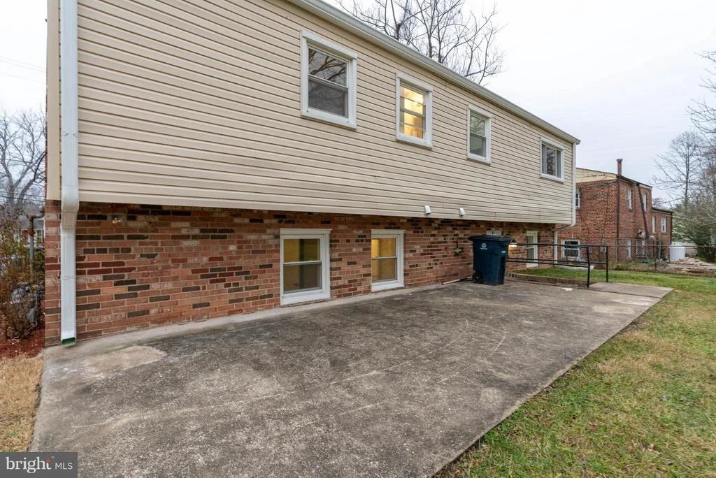 Photo of 7405 WALKER MILL ROAD