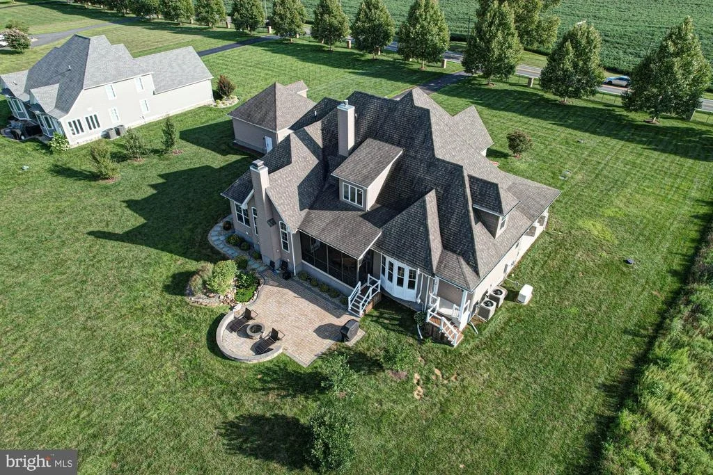 Photo of 1233 BUNKER HILL ROAD