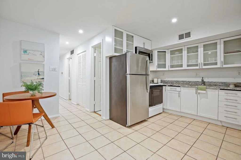 Photo of 1124 G STREET NE